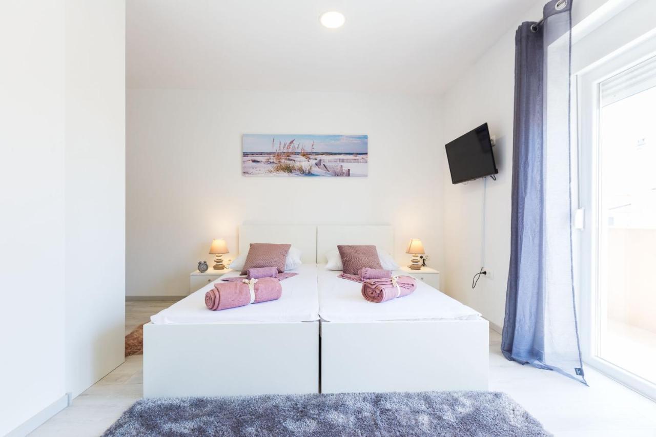2Sis 2 Apartments زادار المظهر الخارجي الصورة