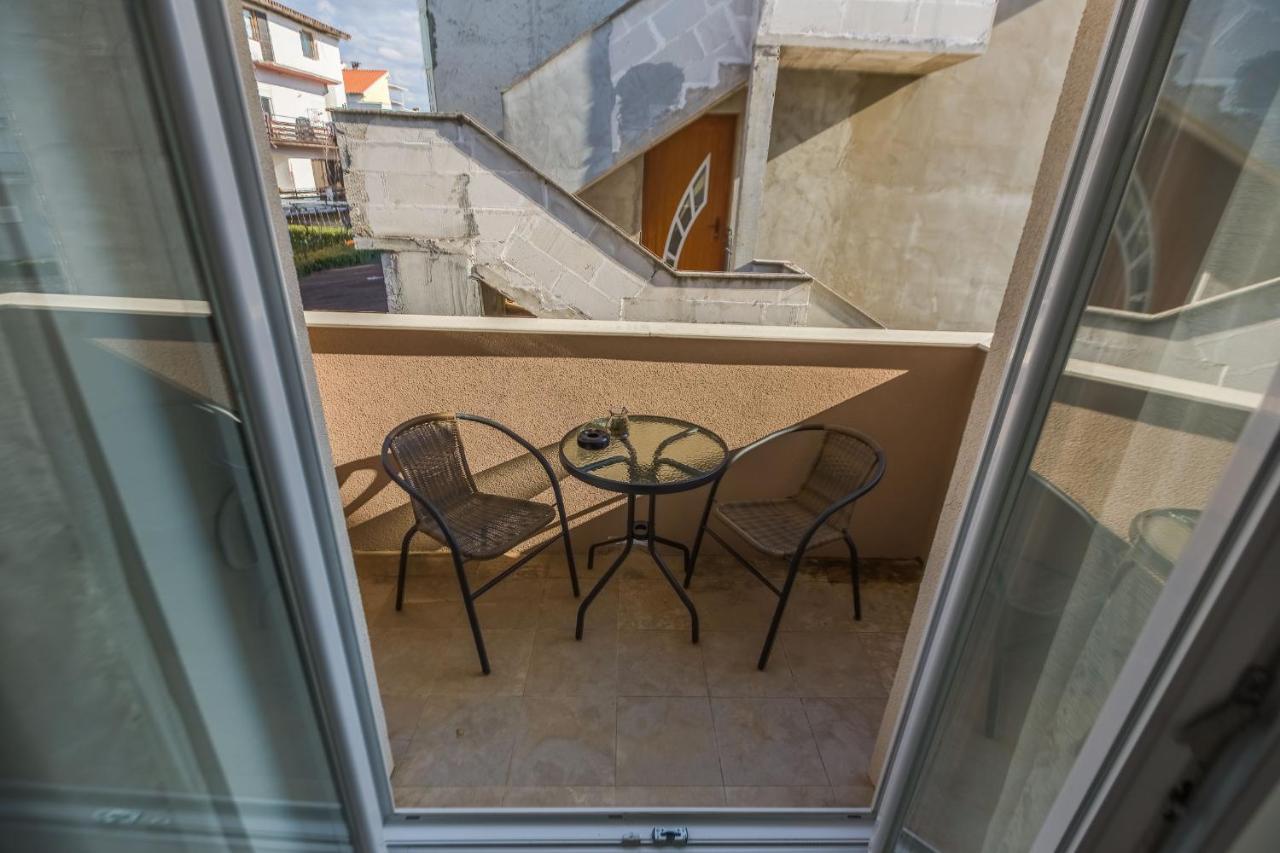 2Sis 2 Apartments زادار الغرفة الصورة
